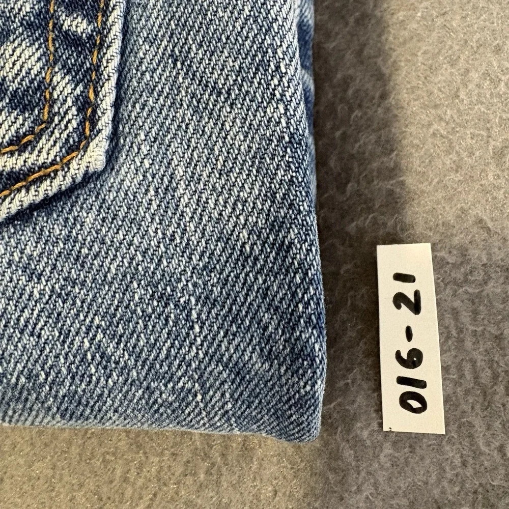 Levis this item
